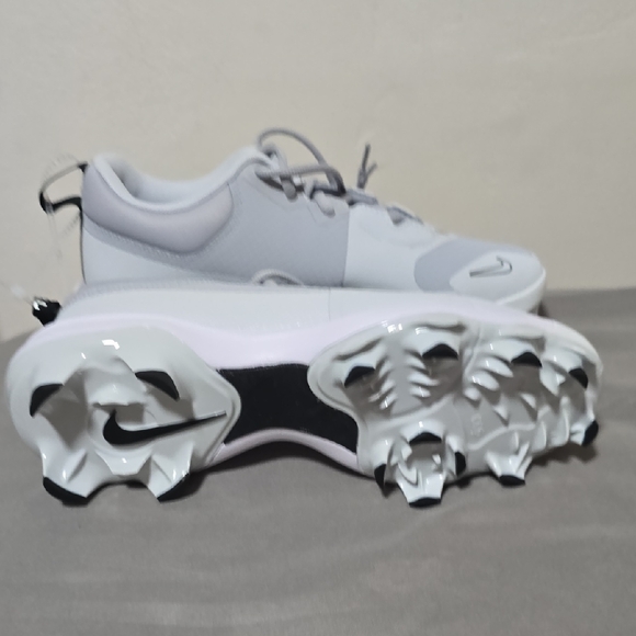 Nike Kids' White and Light Gray Sneakers - Picture 6 of 6